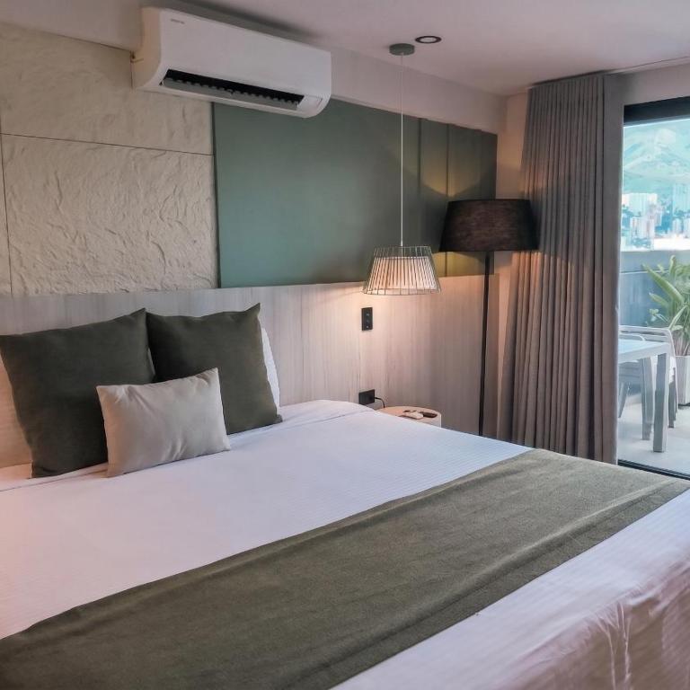 Hotel Ryo 74B Suites by Growing Group - Double Room with Terrace - 8