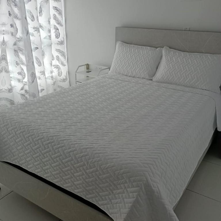 Apartasuite Moderno con Aire Acondicionado, WiFi 900MB y Acceso Autónomo - One-Bedroom Apartment - 2