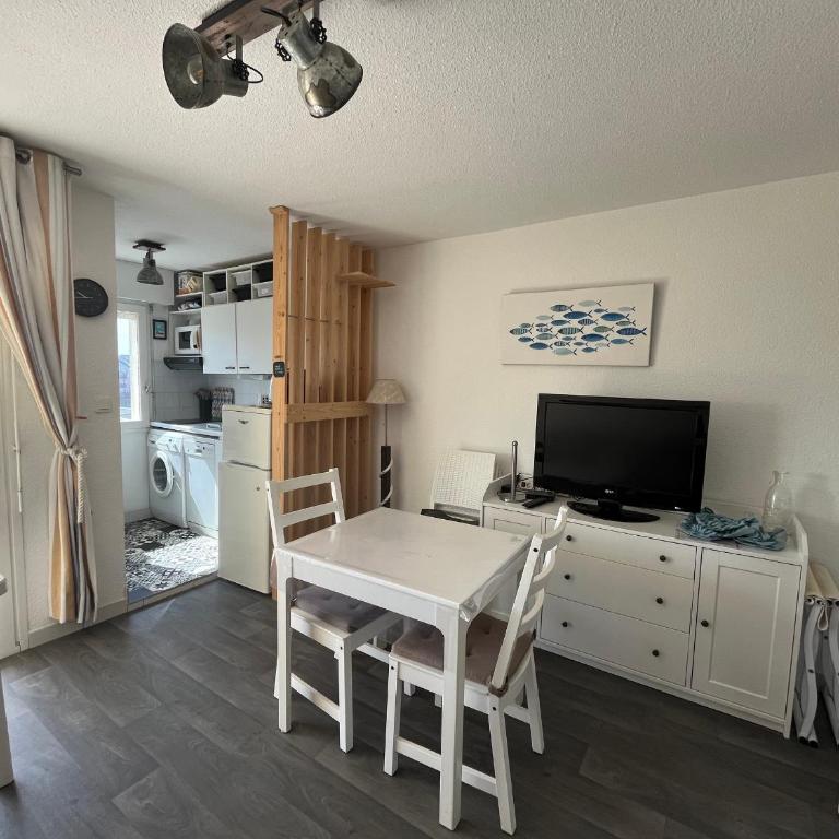 Appartement Calme - Arzon, 4 Pers, Parking, Plage à Pied - Appartement 1 Chambre - 11