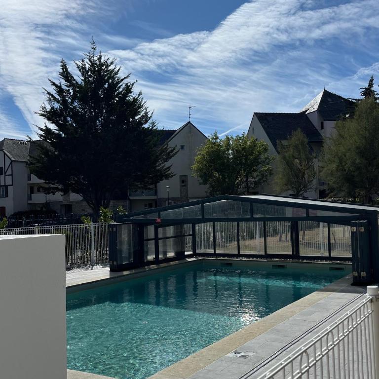 Appartement Tout Confort à Arzon - Proche Plage du Fogeo, Commerces et Activités - FR-1-639-30 - Appartement - 6