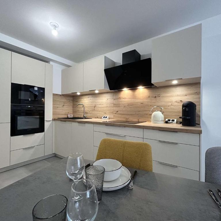 Appartement neuf et spacieux - 4 pers. - FR-1-330C-166 - Appartement - 3