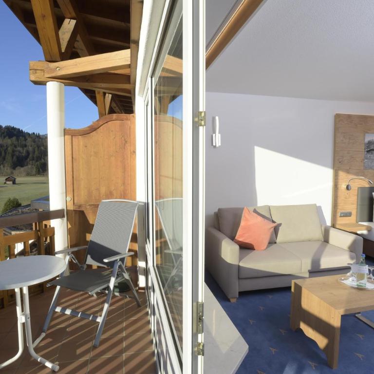 Alpenhof Oberstdorf Hotel & SPA, Signature Collection by BW - Deluxe Doppelzimmer mit Panoramablick auf die Berge - 8