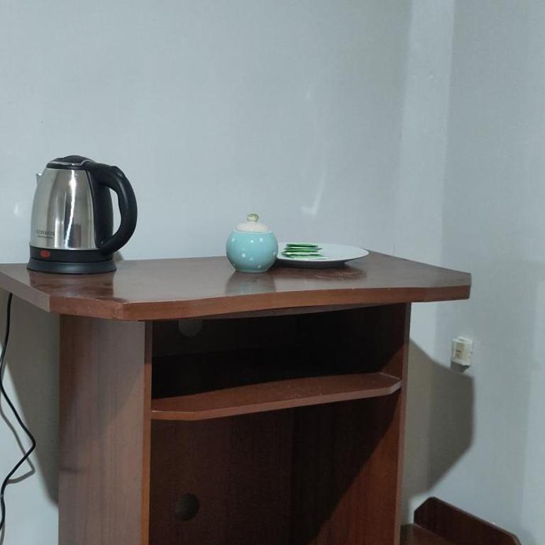 2 Min to Airport Private Room 2C, SelfCheck-in - Single Room with Shared Shower and Toilet - 5