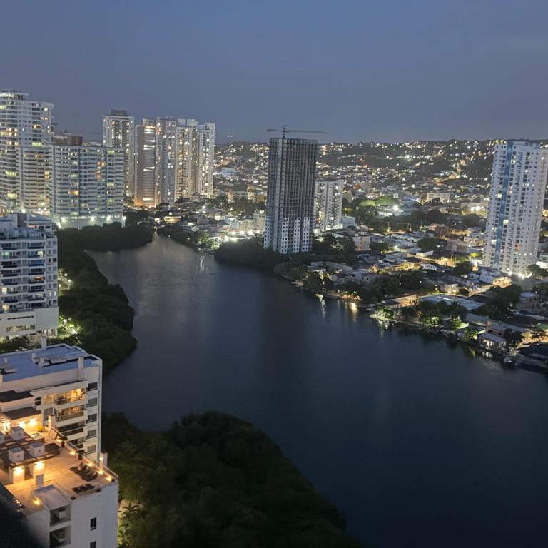 NEW! Ocean & City 360views 25FL FREE Airport pick up BY IMZ - Two-Bedroom Apartment - 18