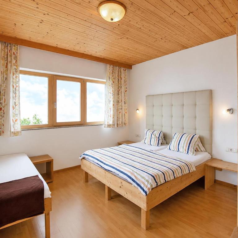 Apartment in Aschau near Ski Lift Kaltenbach - Chalet mit 3 Schlafzimmern - 5