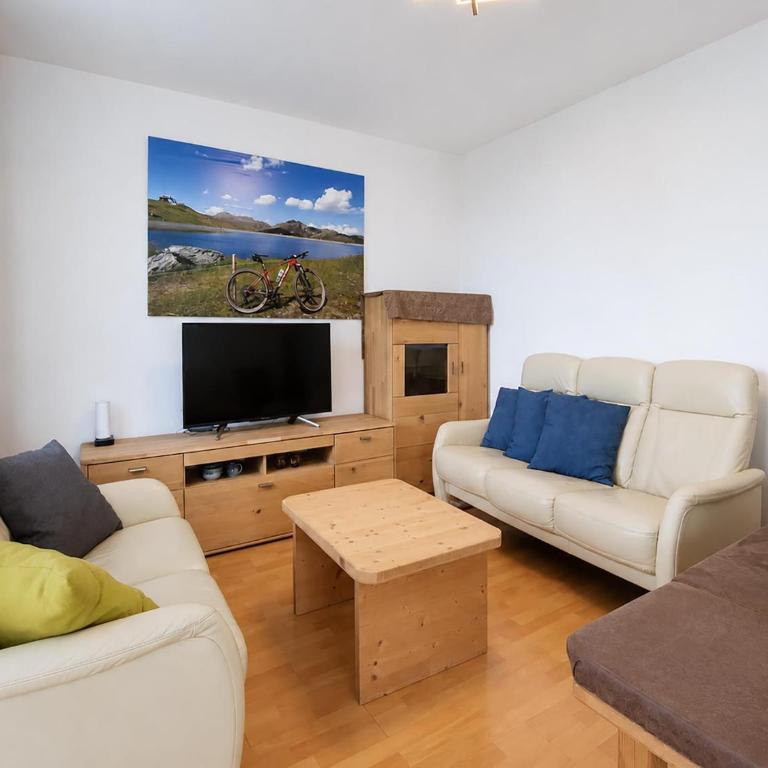 Apartment in Aschau near Ski Lift Kaltenbach - Chalet mit 3 Schlafzimmern - 2