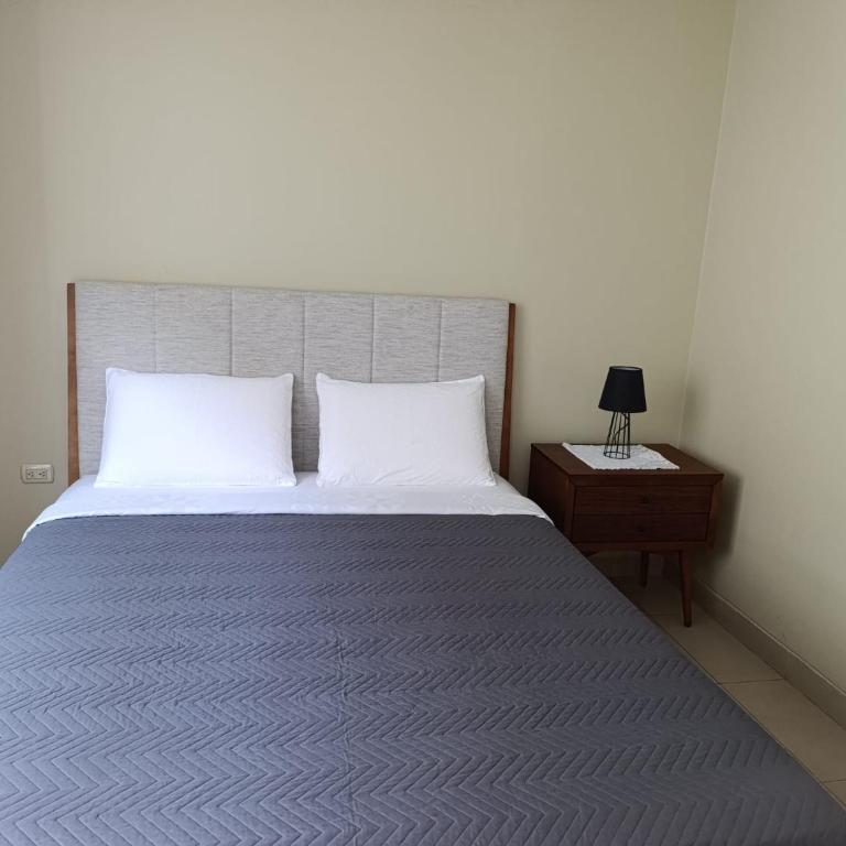 Beautiful Apartment Near Airport - Apartamento de 2 dormitorios - 1