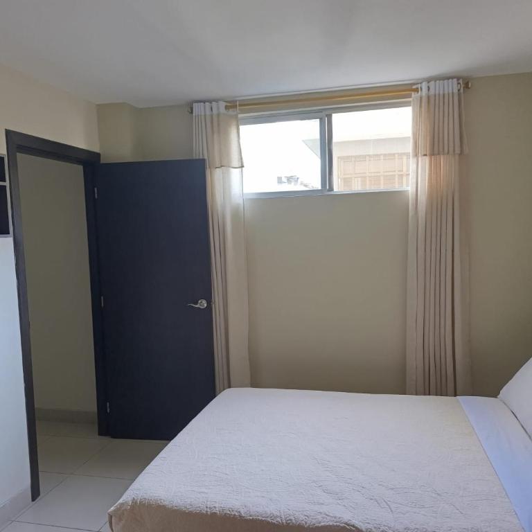 Beautiful Apartment Near Airport - Apartamento de 2 dormitorios - 7