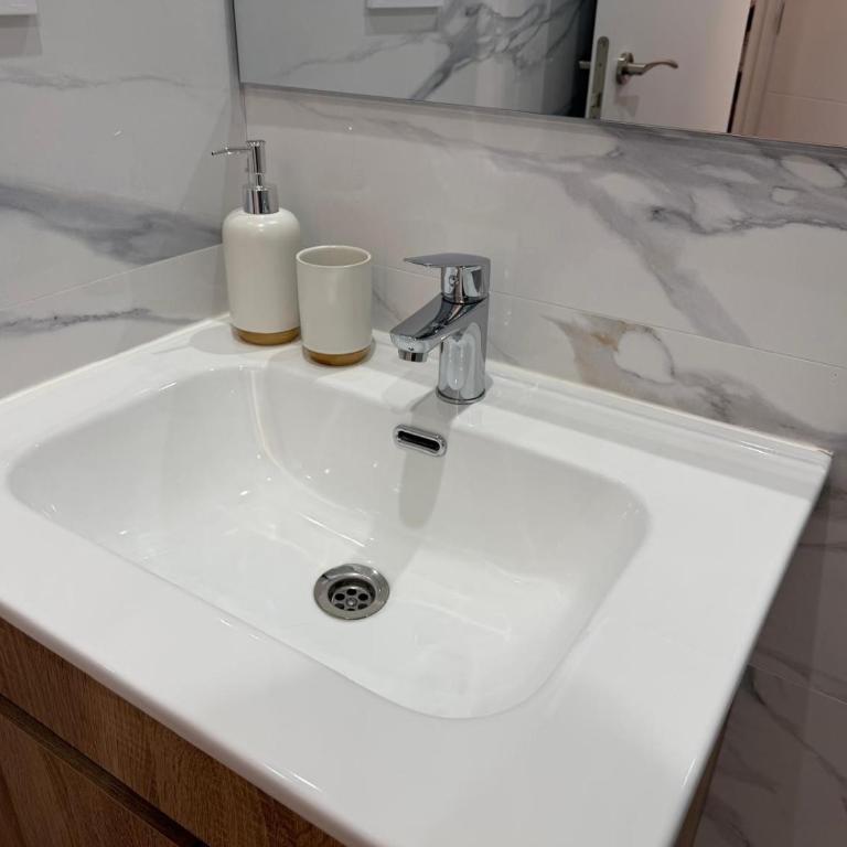 Casa de huéspedes Yourotherhome - Chambre Double Deluxe avec Douche - 4