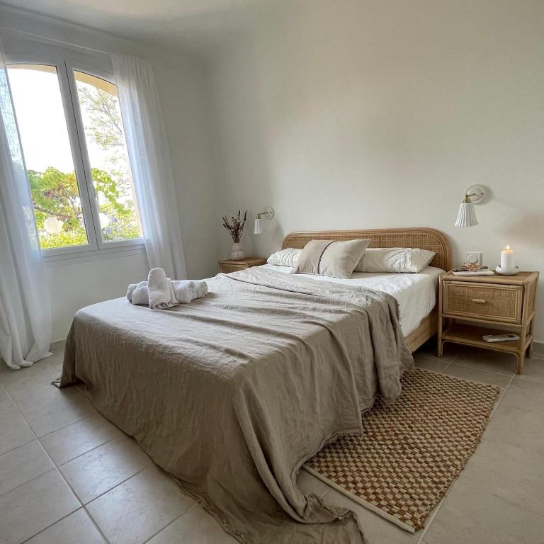 4 Bedrooms Villa Pool near sea - Villa - Vue sur Jardin - 35