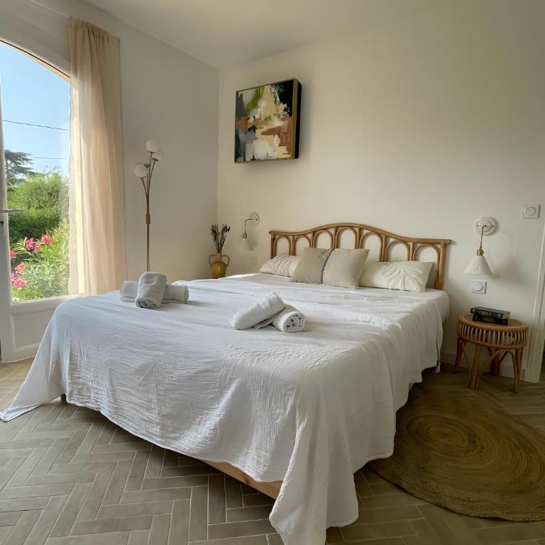 4 Bedrooms Villa Pool near sea - Villa - Vue sur Jardin - 30