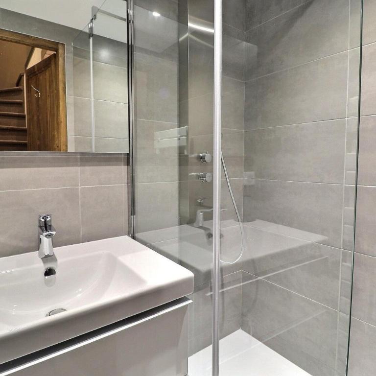 Résidence Antares - SUPERBE 4 PIECES DUPLEX - ENTIEREMENT RENOVÉ MAE-5804 - Apartment - 7