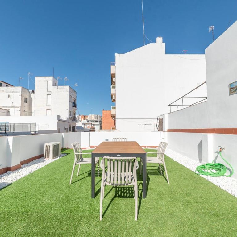 Home2Book Seville House with Private Rooftop - Casa de 2 dormitorios - 31