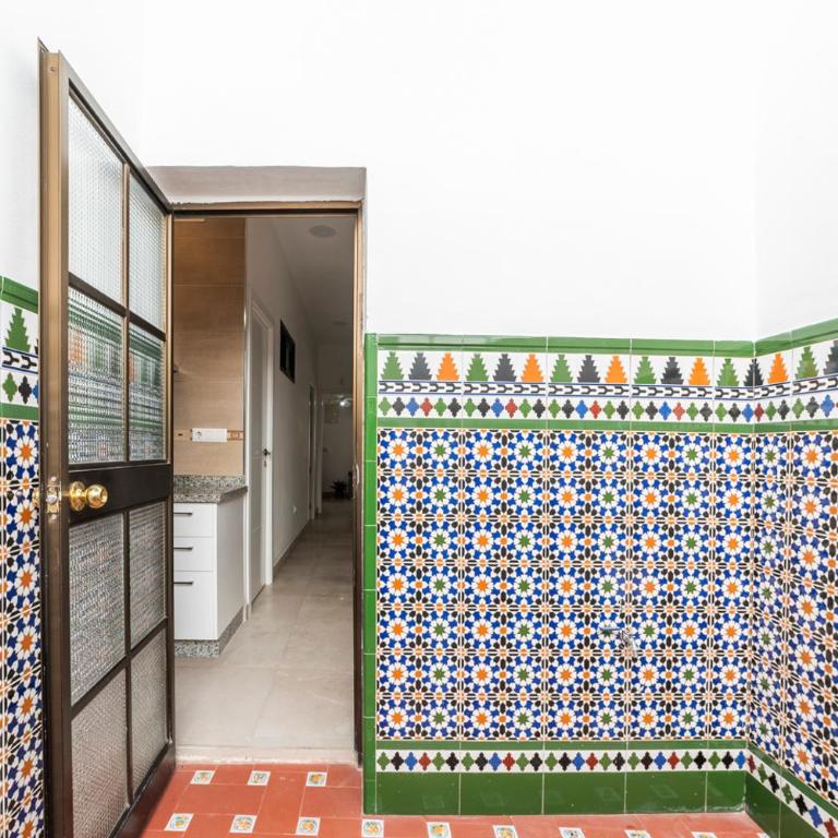 Home2Book Seville House with Private Rooftop - Casa de 2 dormitorios - 29
