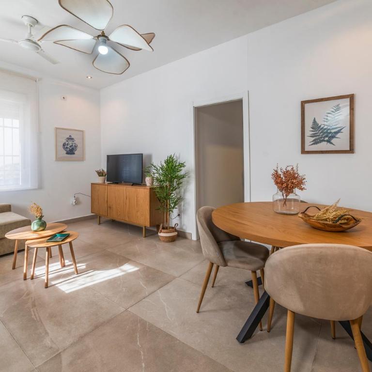 Home2Book Seville House with Private Rooftop - Casa de 2 dormitorios - 8