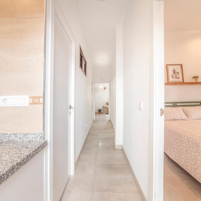 Home2Book Seville House with Private Rooftop - Casa de 2 dormitorios - 28