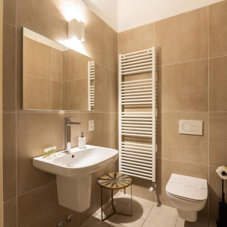 Valtorta Living - Elegant 3BR Apartment MM Turro - Three-Bedroom Apartment - 53