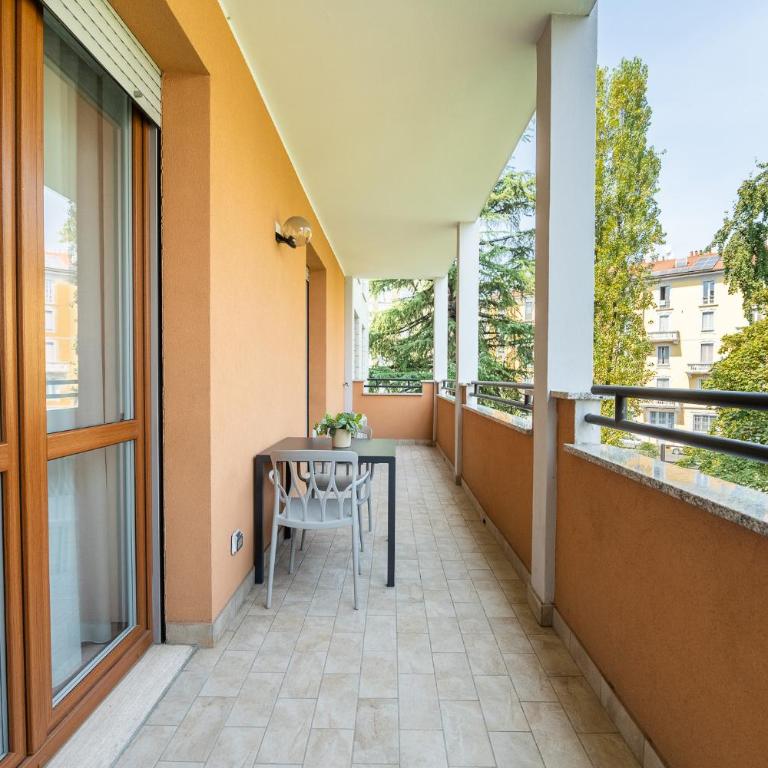 Valtorta Living - Elegant 3BR Apartment MM Turro - Three-Bedroom Apartment - 56