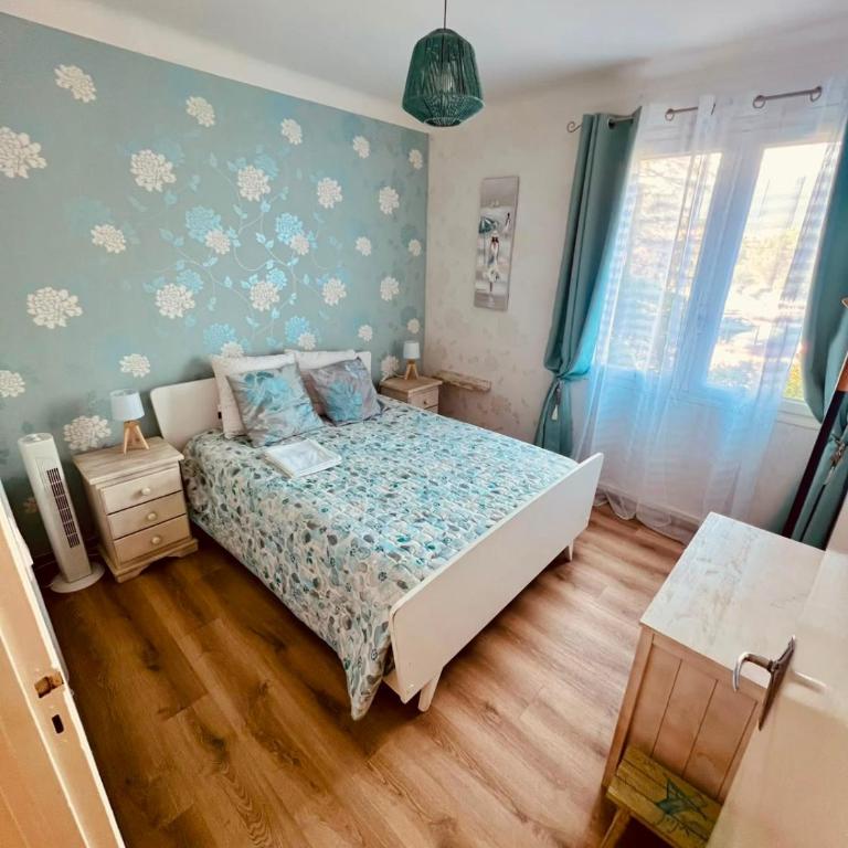Appartement Type F2 d une superficie de 40m2 climatisé entre plage et port - Appartement 1 Chambre - 12