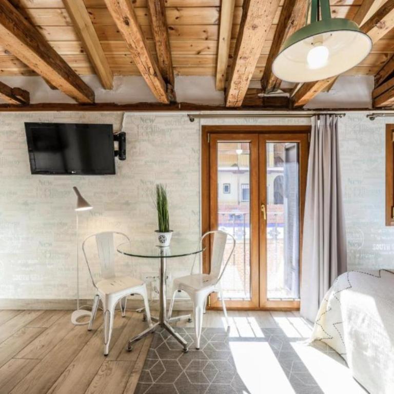 AmazINN Collection Plaza de España - Appartement-Studio avec 1 Lit Double - 25
