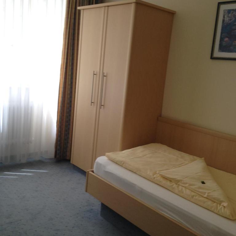 Hotel Vier Jahreszeiten - Einzelzimmer - 4
