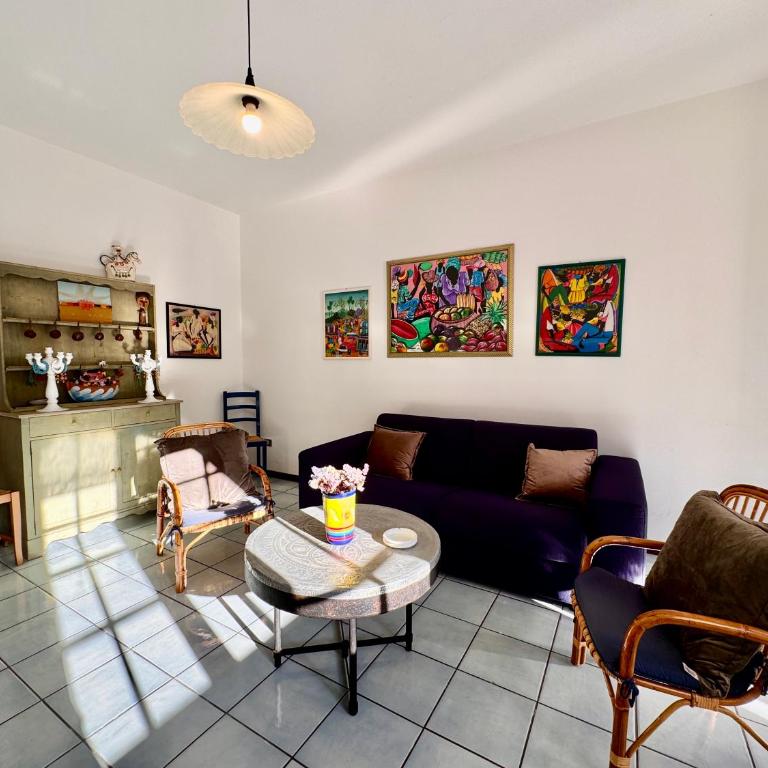 Casa Marea - Authentic Holiday Home Near the Beach in Santa Caterina - Marea Stays Collection - Two-Bedroom House - 8