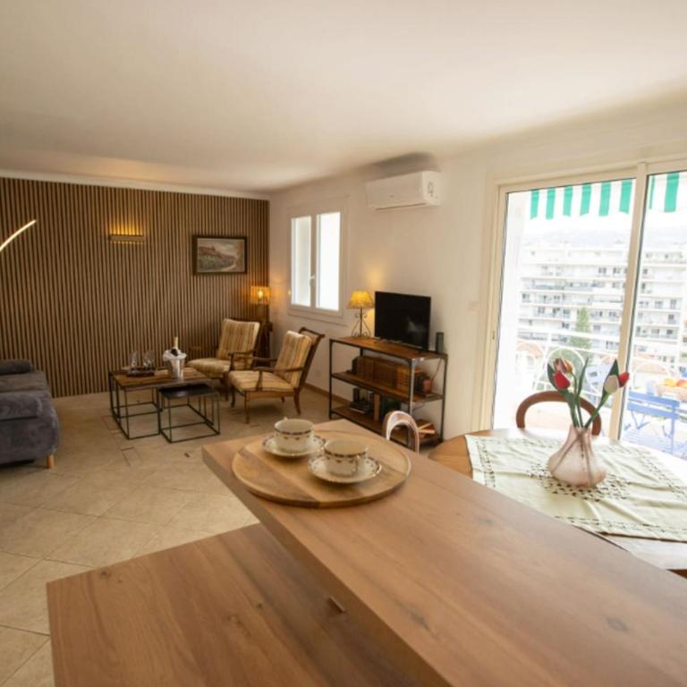 2 pièces vue panoramique 5 min du Palais - Appartement - 1