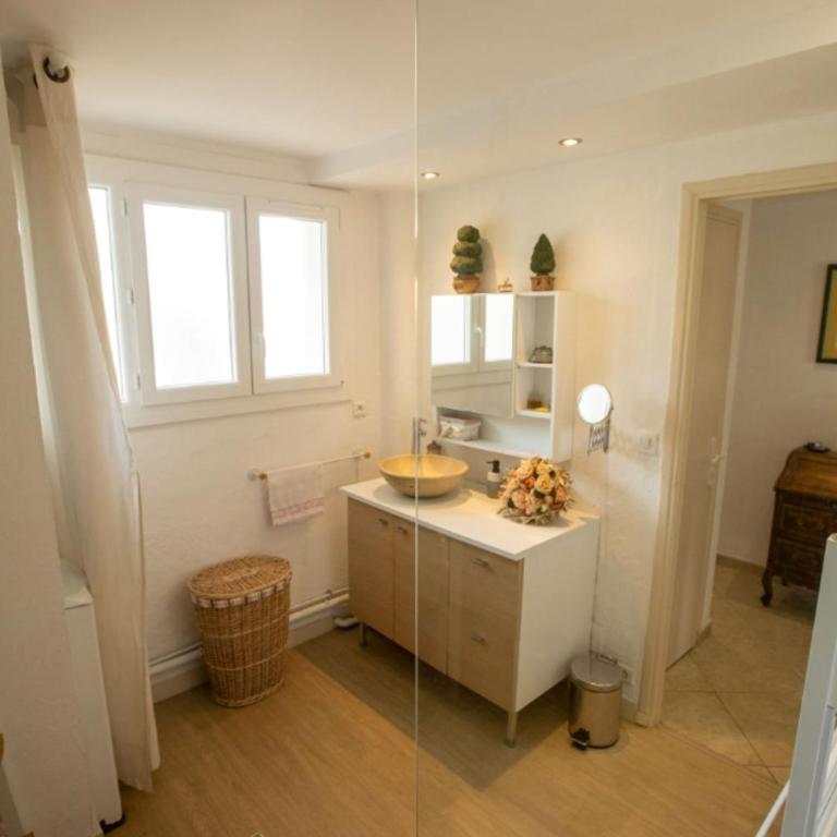 2 pièces vue panoramique 5 min du Palais - Appartement - 12