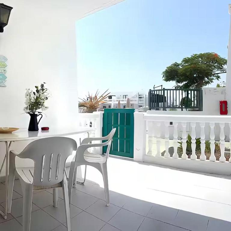 Apartment Florencia with Pool Wifi in Puerto del Carmen, Lanzarote - Appartement - 17