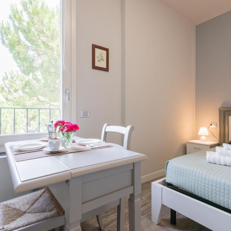 Villa Prince Garda with Garden&Pool - Lake Garda - Monolocale Queen - 2