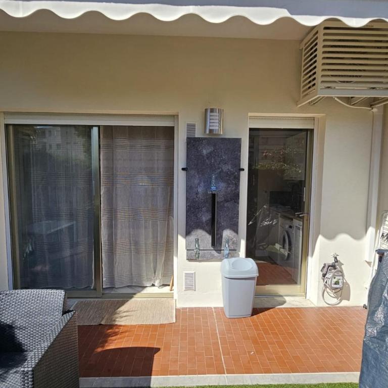 Studio Lumineux avec Terrasse à Cannes - Studio - 11