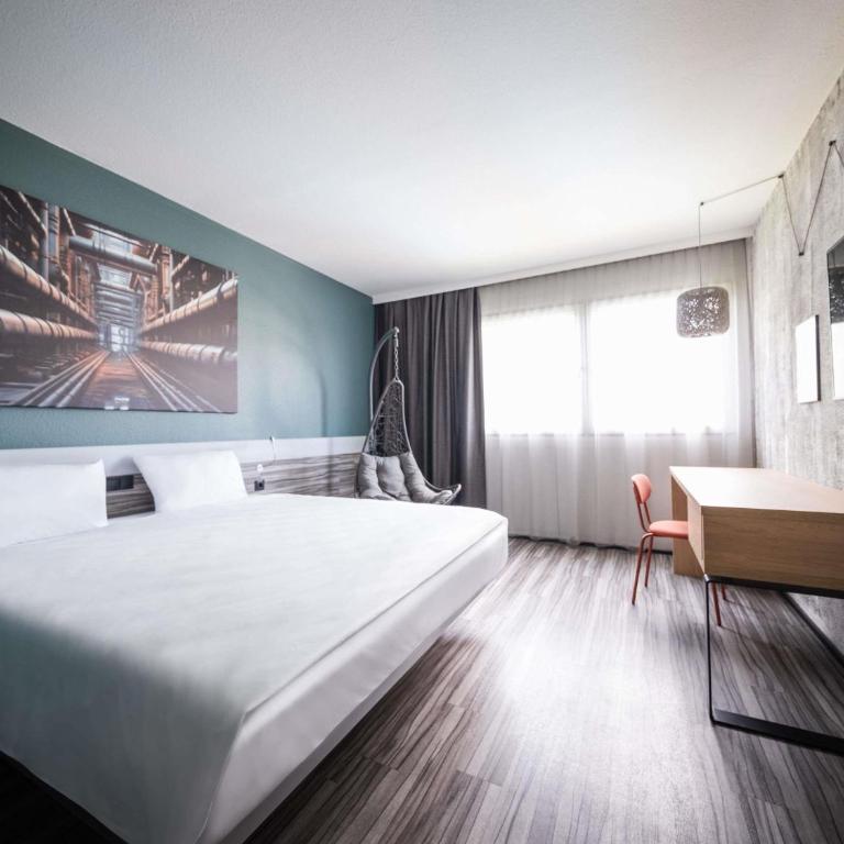 Ibis Styles Linz - Standard Zimmer mit Kingsize-Bett - 1