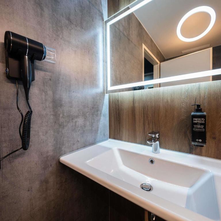 Ibis Styles Linz - Standard Zweibettzimmer - 3