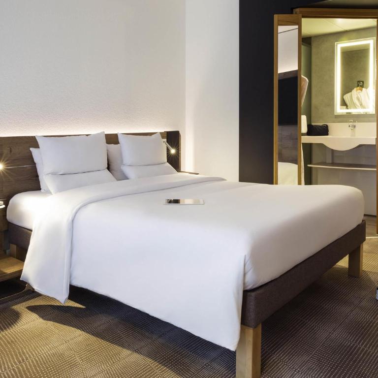Novotel Lausanne Bussigny - Superior Zimmer mit Queensize-Bett - 6