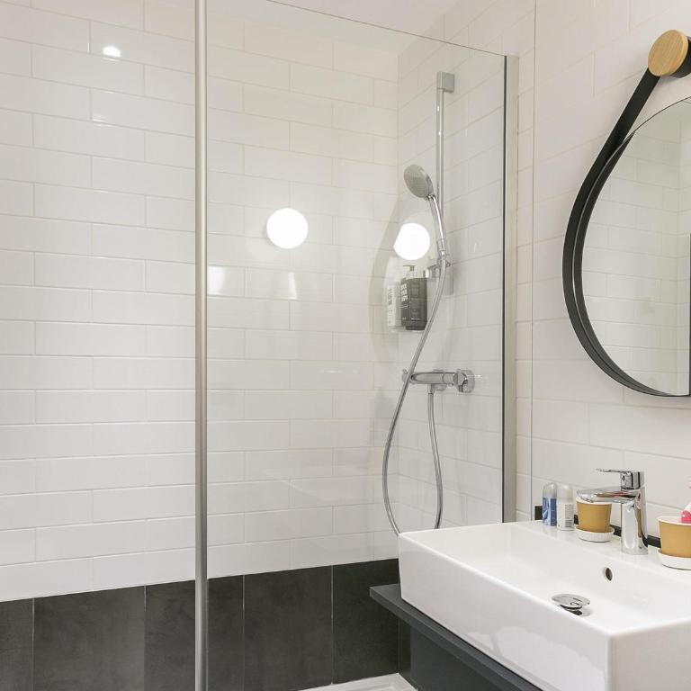 ibis Avignon Sud - Chambre Standard avec Un Lit Double & Un Canapé-Lit - 2
