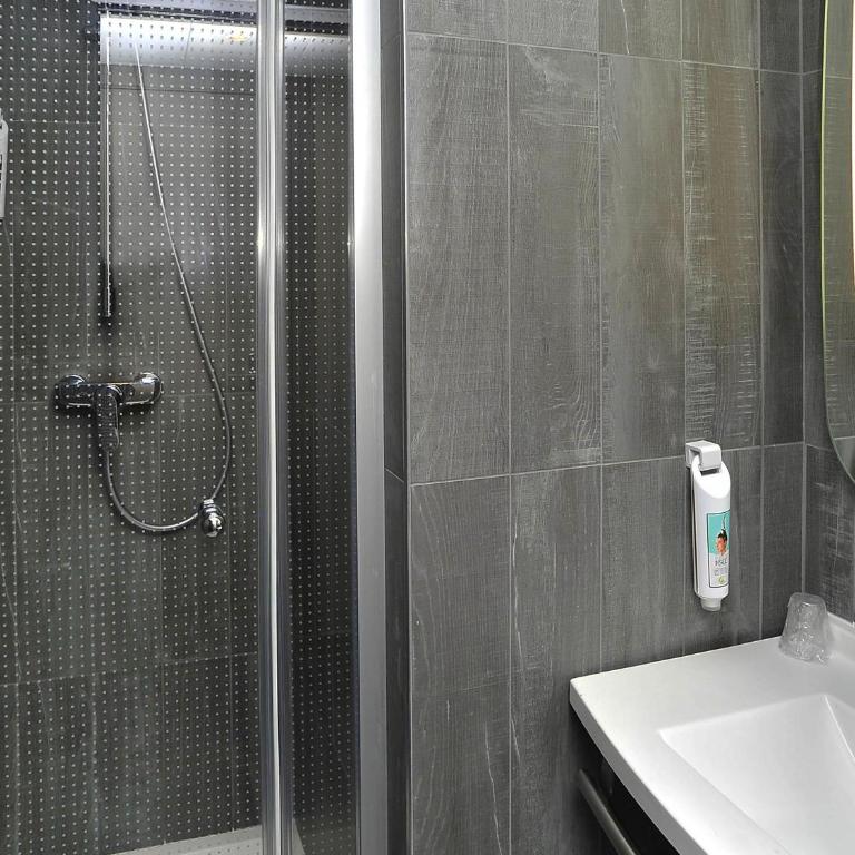 ibis Lyon Centre - Chambre Standard avec 2 Lits Simples - 4