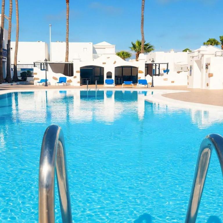 Apartment Bellissima with pool and Wi-Fi, 200m from the sea in Puerto del Carmen - Apartment - 26