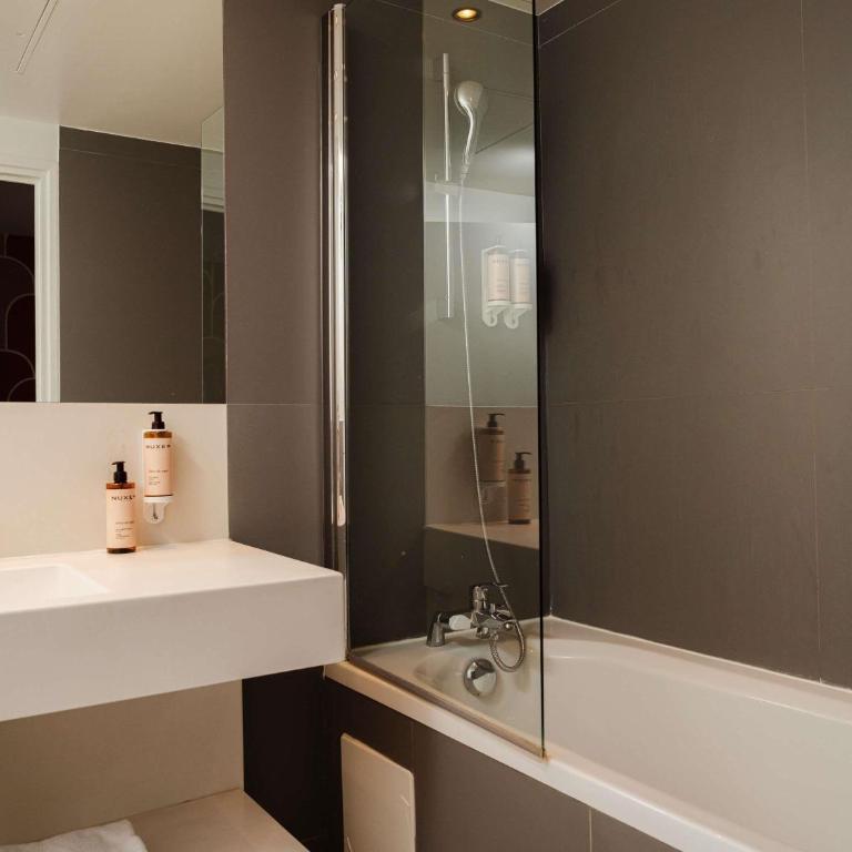 Mercure Paris Opéra Faubourg Montmartre - Chambre Double Supérieure - 5
