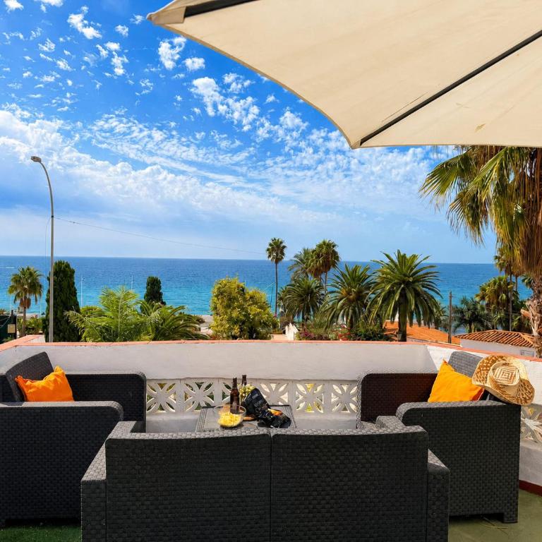 Villa Juanita con vistas al mar, Nerja - Vacation Home - 1