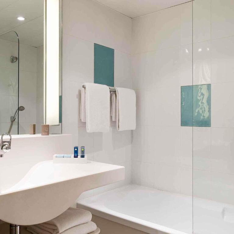 Novotel Resort & Spa Biarritz Anglet - Chambre Supérieure avec 1 Lit Queen-Size et 1 Canapé-Lit - 2