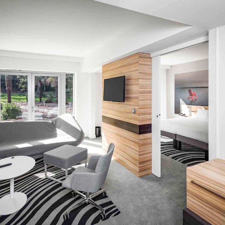 Novotel Resort & Spa Biarritz Anglet - Suite Supérieure avec 1 Lit Double et Canapé-Lit - 1