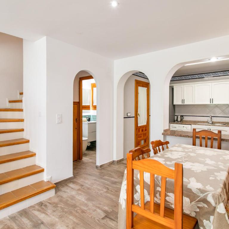 Sol, playa, piscinas y jardines - Casa de 2 dormitorios - 19