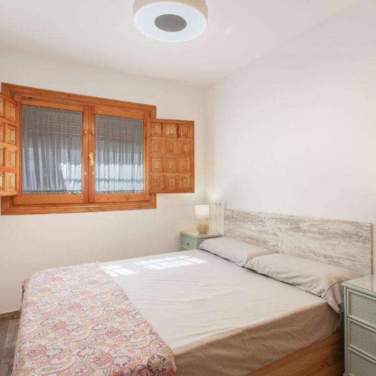 Sol, playa, piscinas y jardines - Casa de 2 dormitorios - 9