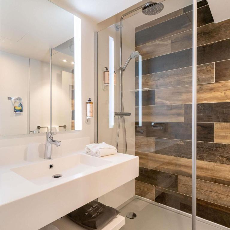 Mercure Antibes Sophia Antipolis - Superior Doppelzimmer mit Poolblick - 5