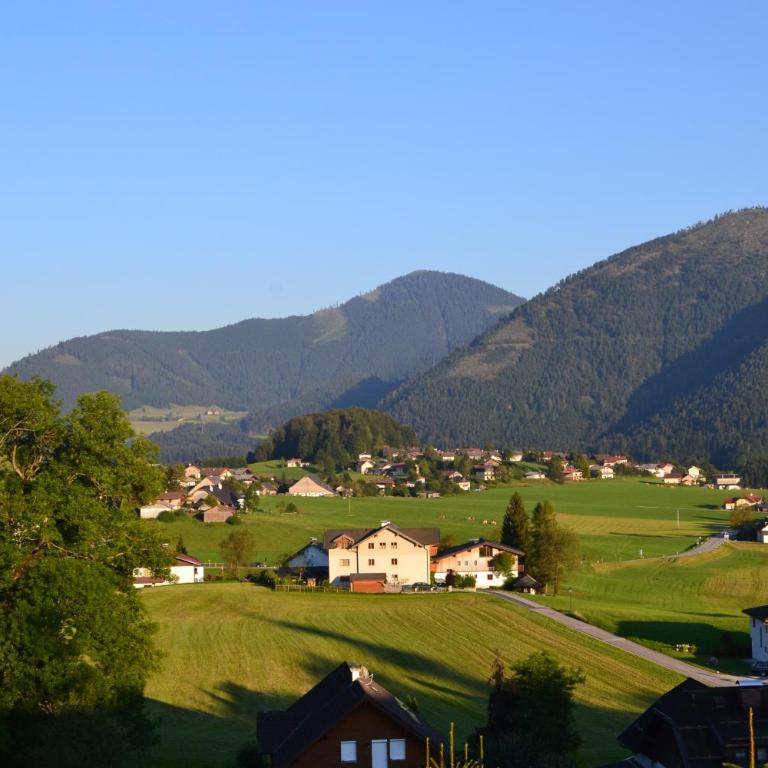 Appartements Ferienwohnungen Alpenblick - Apartment mit 1 Schlafzimmer und Balkon - 2