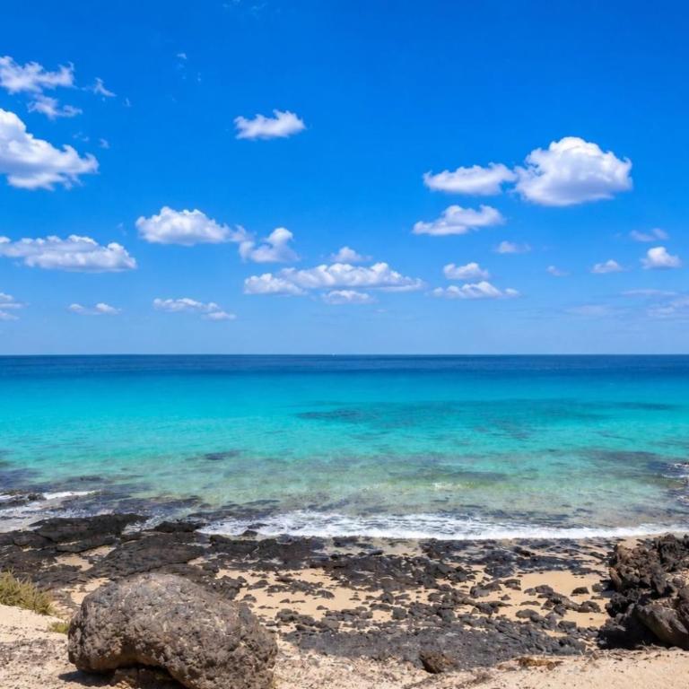 GuestReady - Stylish Retreat Steps from the Beach - Apartment - 25