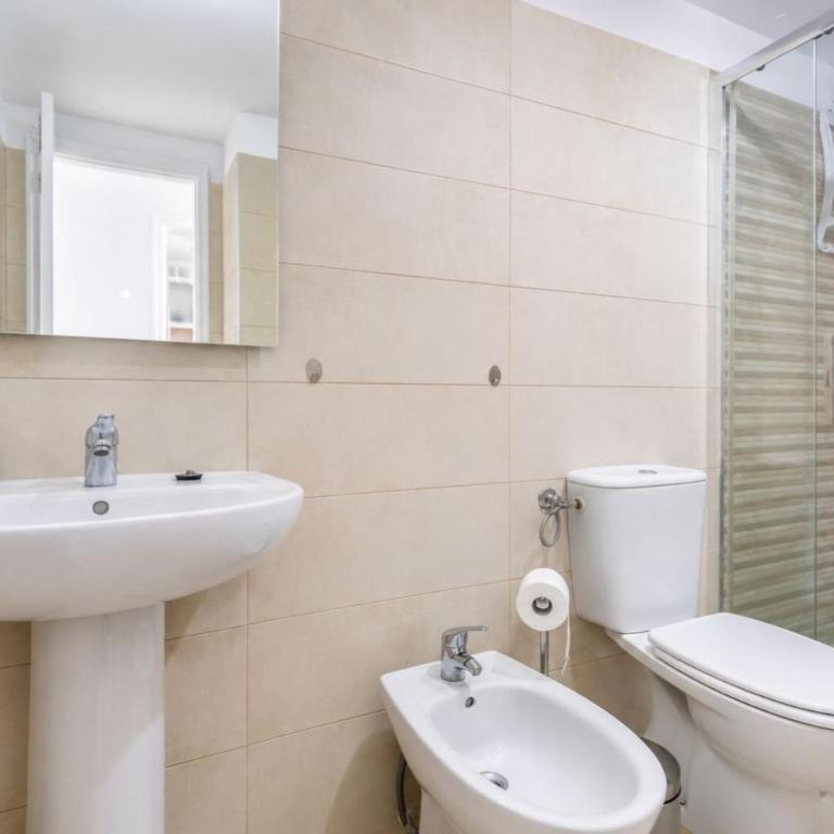 GuestReady - Stylish Retreat Steps from the Beach - Apartment - 5