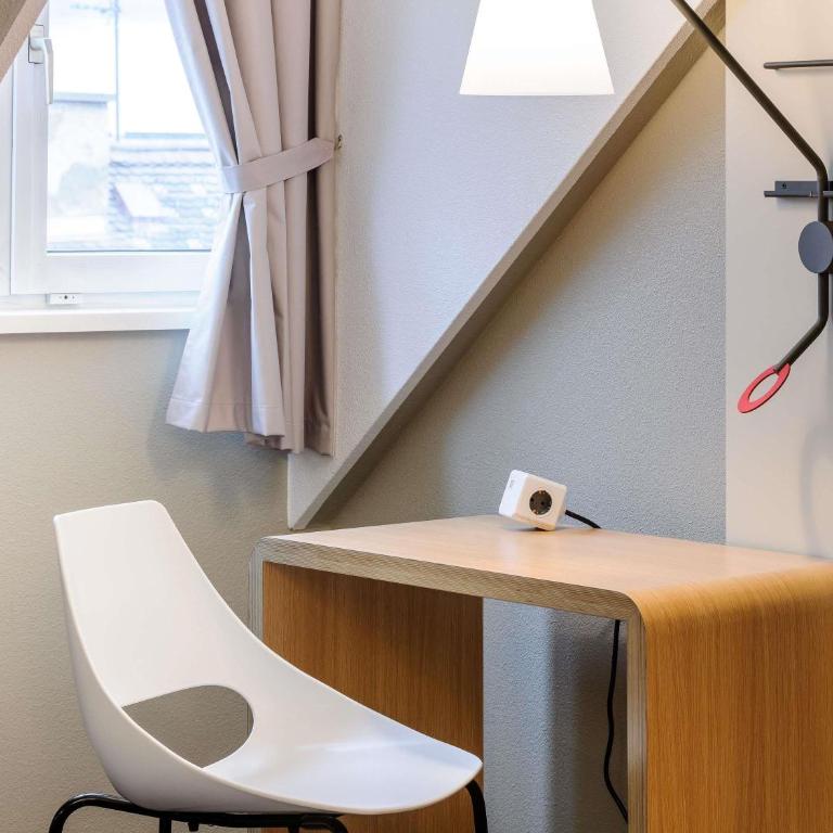 ibis Hotel München City - Habitación Doble Confort con sofá cama - 6
