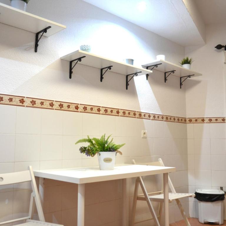Sunshine Blanco Belmonte - Two-Bedroom Apartment - 20