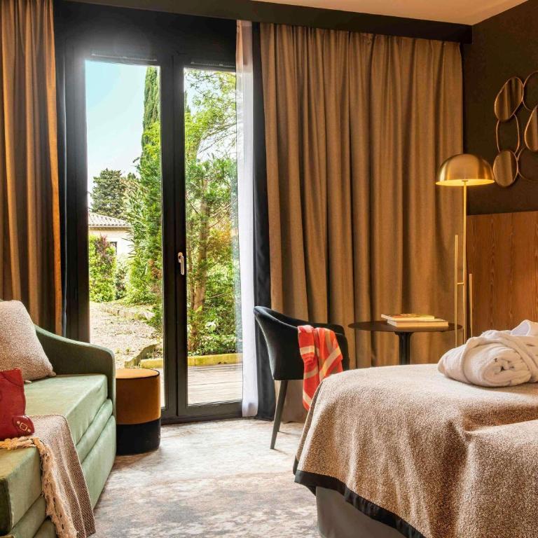 Mercure Carcassonne La Cité - Chambre Lits Jumeaux Supérieure avec Canapé-Lit - 5